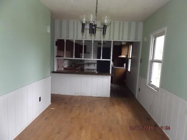785 E Front St, Kidder, MO 64649