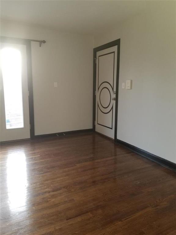 4532 Broadway Blvd, Kansas City, MO 64111