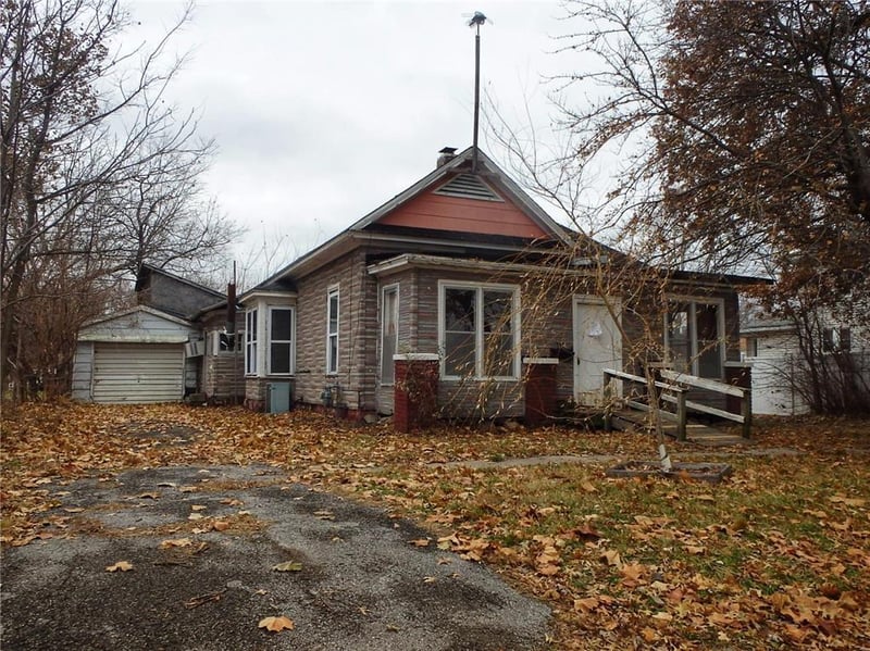 114 E Lake St, Marceline, MO 64658