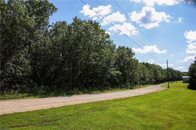 Sunday Dr, Barnett, MO 65011