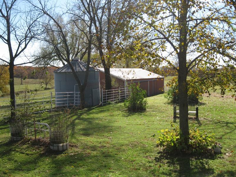2289 S 851 Rd, El Dorado Springs, MO 64744