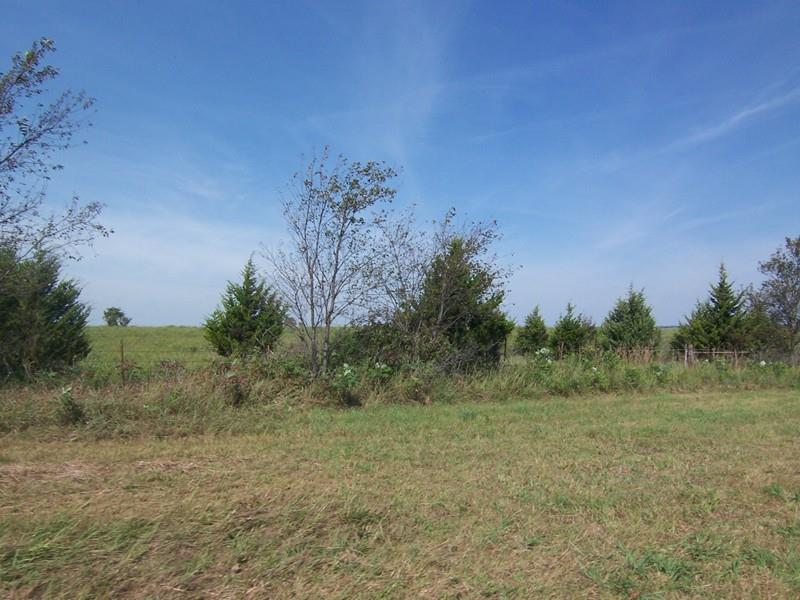 600 Rd & Arthur Rd, Blue Mound, KS 66010