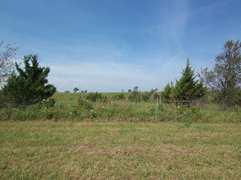 600 Rd & Arthur Rd, Blue Mound, KS 66010