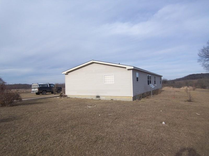 2277 130th St, Mapleton, KS 66754
