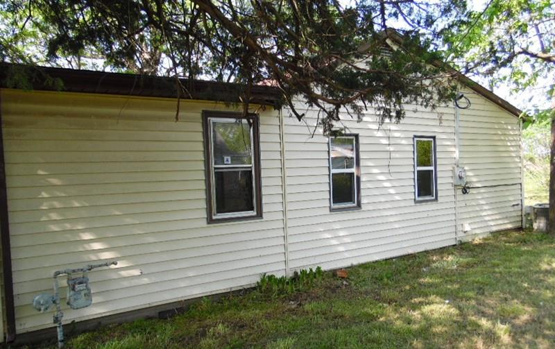 17175 S T Hw, Deerfield, MO 64741