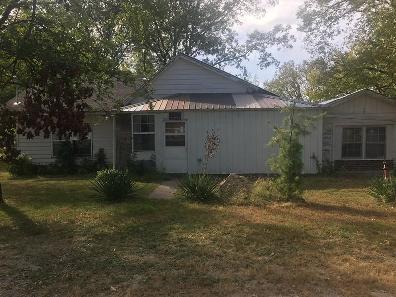 157 Otto, Moundville, MO 64771