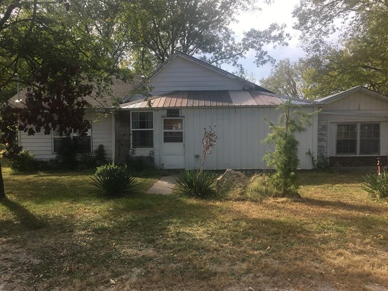 157 Otto, Moundville, MO 64771