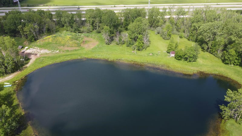 Deerfield Ave, Suamico, WI 54173