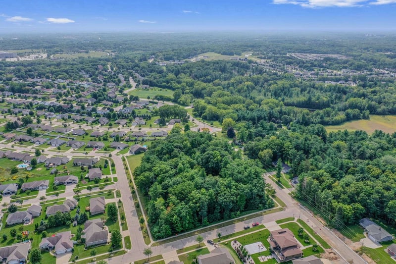 Pinecrest Rd #128, Green Bay, WI 54313