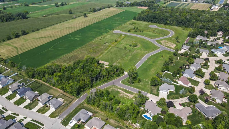 Madi Ct #101, Menasha, WI 54952