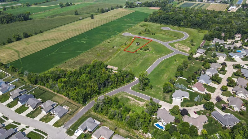 Winnipeg St #109, Menasha, WI 54952