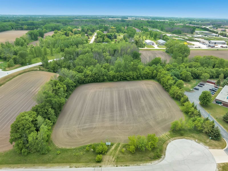 Equestrian Ct #2, Green Bay, WI 54311