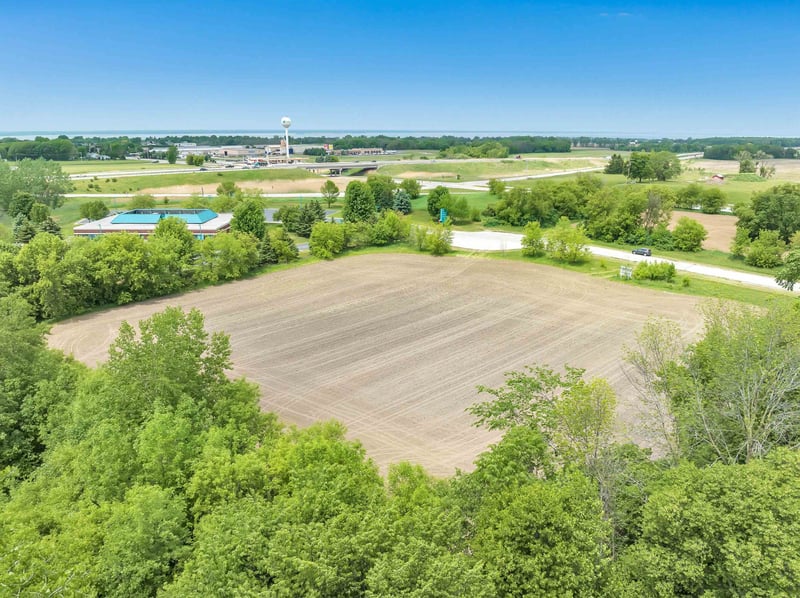 Equestrian Ct #2, Green Bay, WI 54311