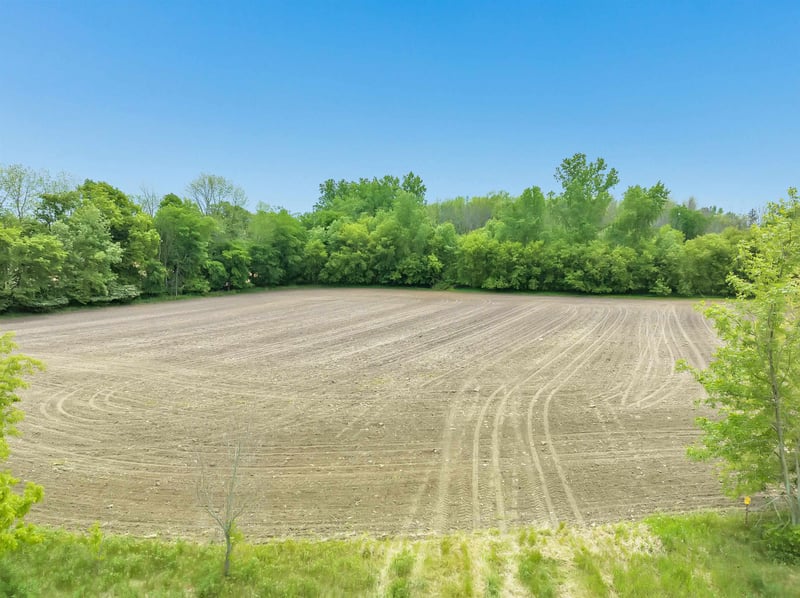 Equestrian Ct #2, Green Bay, WI 54311