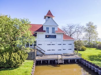 110 Hathaway Dr, Kewaunee, WI 54216