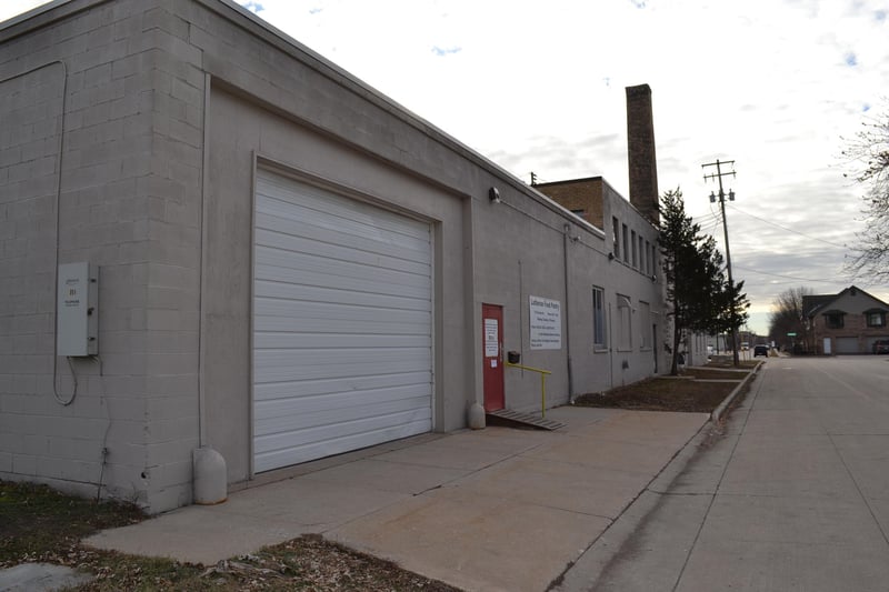 714 Division St, Oshkosh, WI 54901-4406