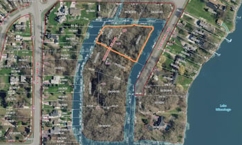 6462 Cherokee Island Rd #1, Oshkosh, WI 54902-0000