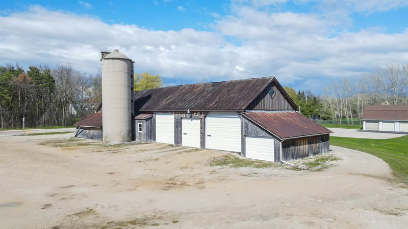 W6471 Manitowoc Rd, Appleton, WI 54915