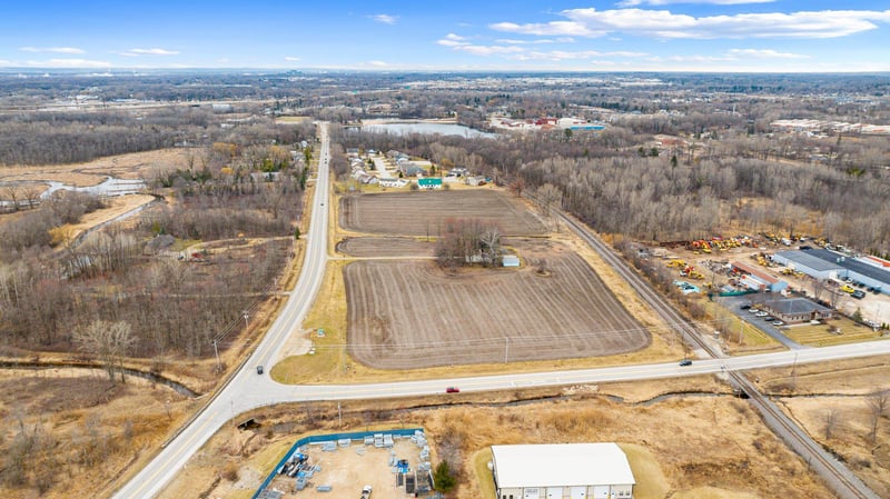 1141 Lakeview Dr, Green Bay, WI 54313-8821