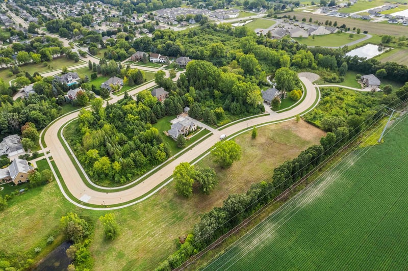 Quail Run Dr #28, Oshkosh, WI 54904