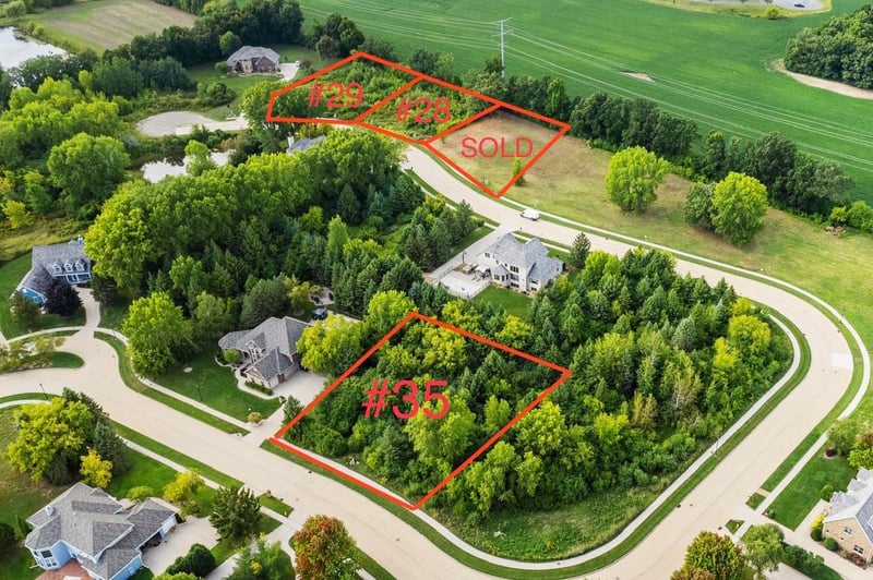 Quail Run Dr #29, Oshkosh, WI 54904