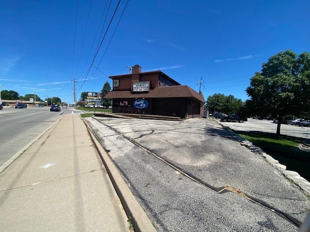 1803 Main St, Green Bay, WI 54302-3918