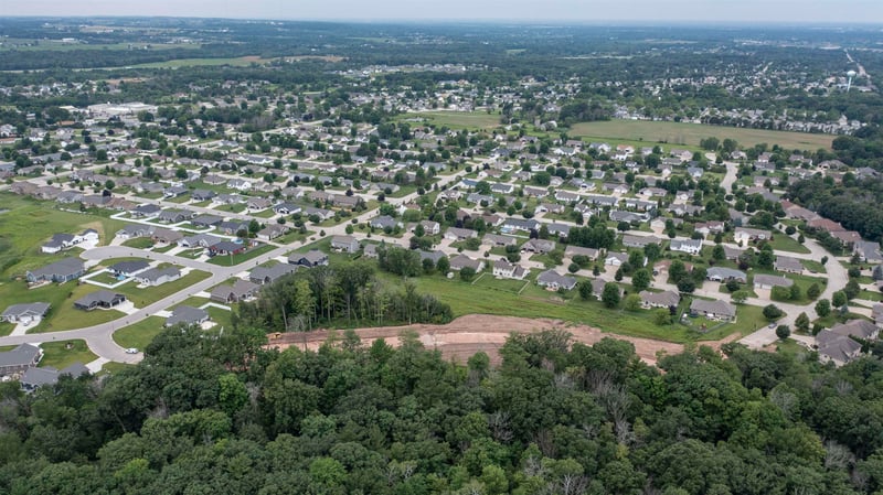 3191 Eclipse Dr #92, Green Bay, WI 54311