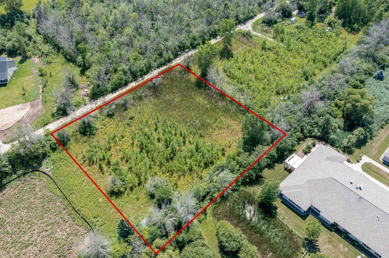 Wittmann Dr, Menasha, WI 54952