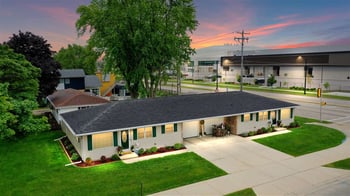 1839 Oneida St, Green Bay, WI 54304-3936