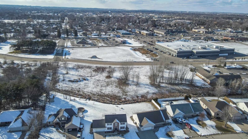1327 Province Ter, Menasha, WI 54952