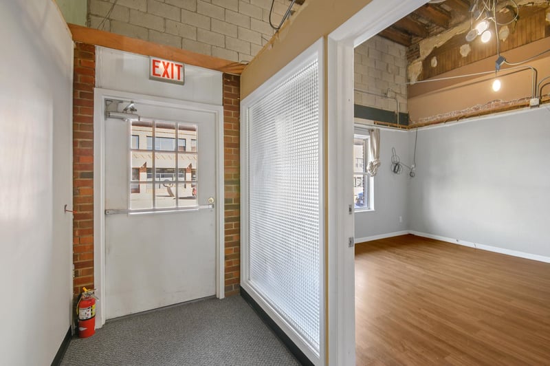 321 Main Ave, De Pere, WI 54115