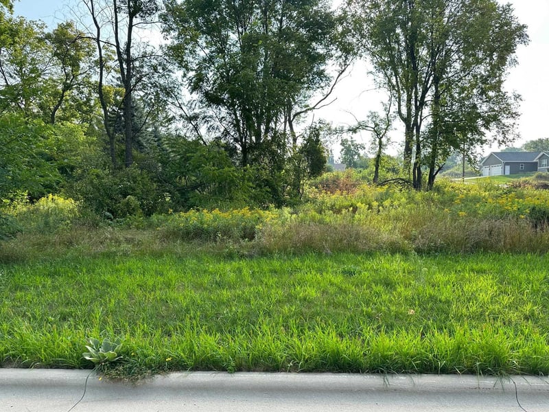 3102 Sandstone Ct, Green Bay, WI 54313-0000