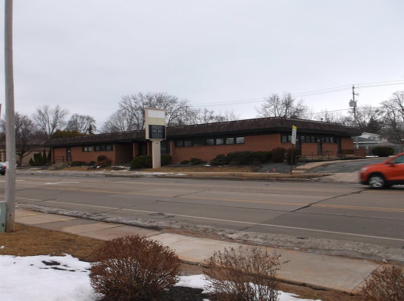 1416 Commercial St, Neenah, WI 54956-4664