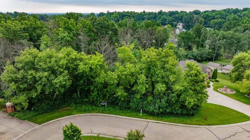 4600 Seminole Trl, Green Bay, WI 54313-9505