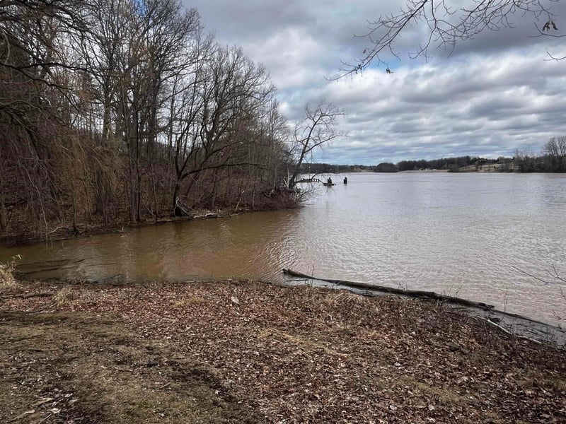 Lost Dauphin Rd, De Pere, WI 54115