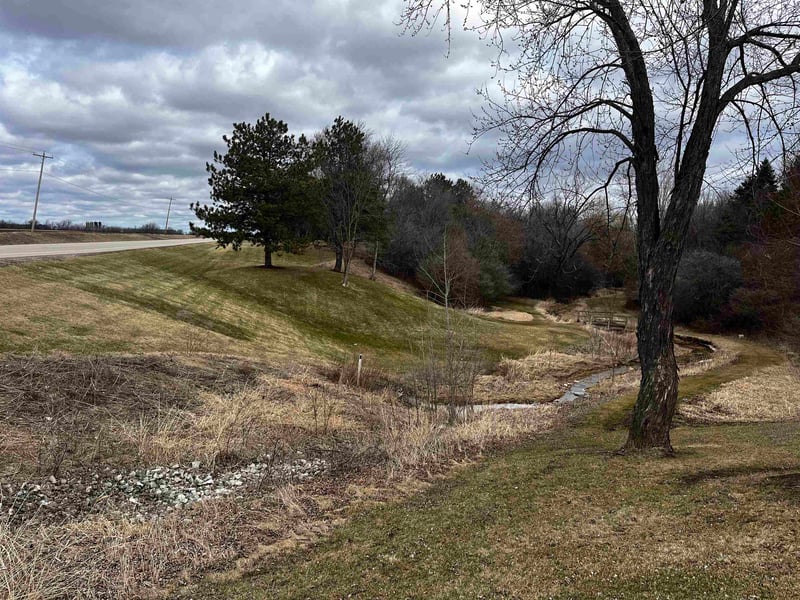 Lost Dauphin Rd, De Pere, WI 54115