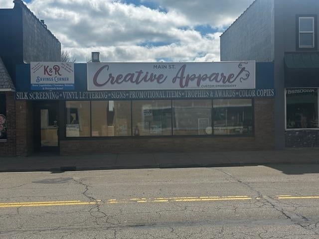 1038 Main St, Oconto, WI 54153-1538