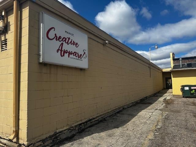 1038 Main St, Oconto, WI 54153-1538