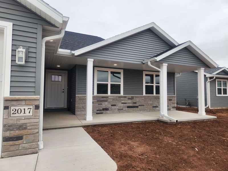 2017 Red Fox Ln, Kaukauna, WI 54130