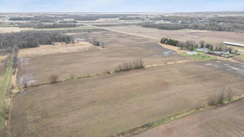 9266 Town Line Rd, Larsen, WI 54947