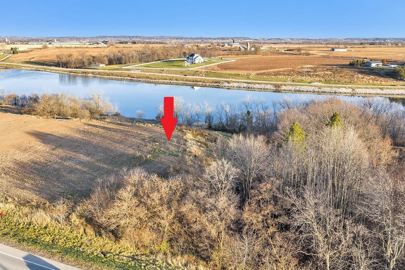 4351 Lost Dauphin Rd #6, De Pere, WI 54115