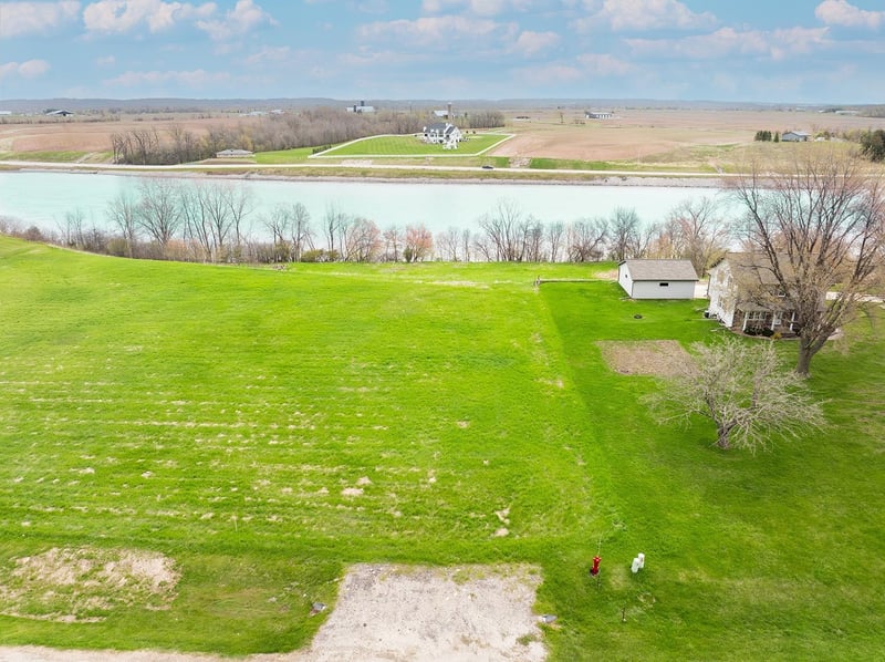 4275 Lost Dauphin Rd #3, De Pere, WI 54115