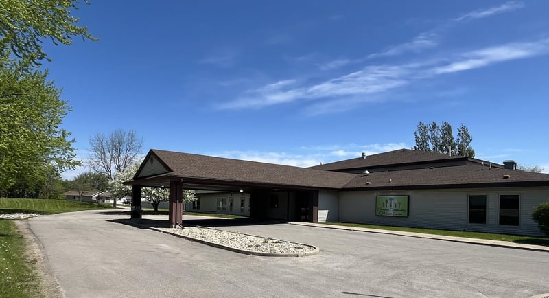 3870 Jackson St, Oshkosh, WI 54901-9701