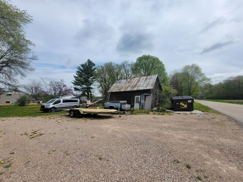 9106 County Rd B, Oconto Falls, WI 54154