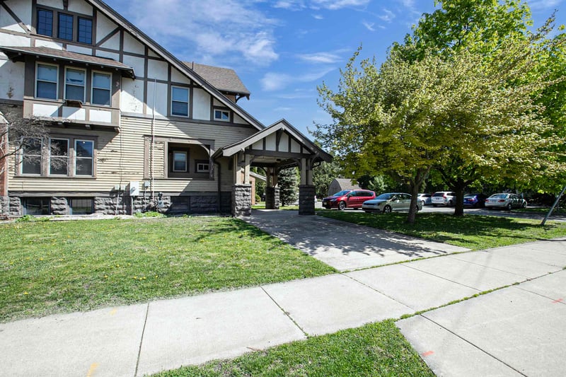 634 Wisconsin St, Oshkosh, WI 54901