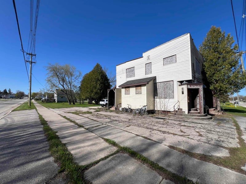 600 Navarino St, Algoma, WI 54201