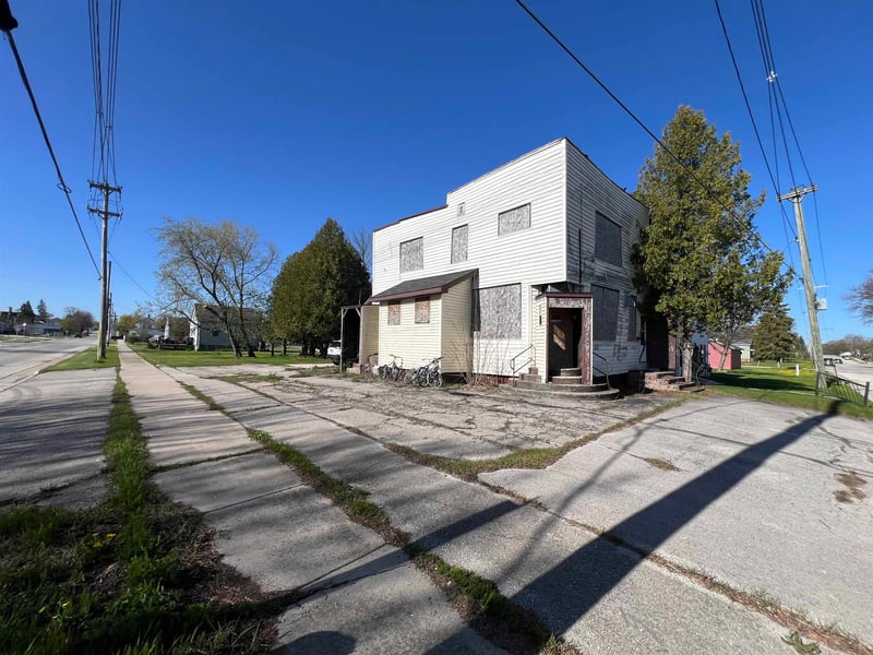 600 Navarino St, Algoma, WI 54201