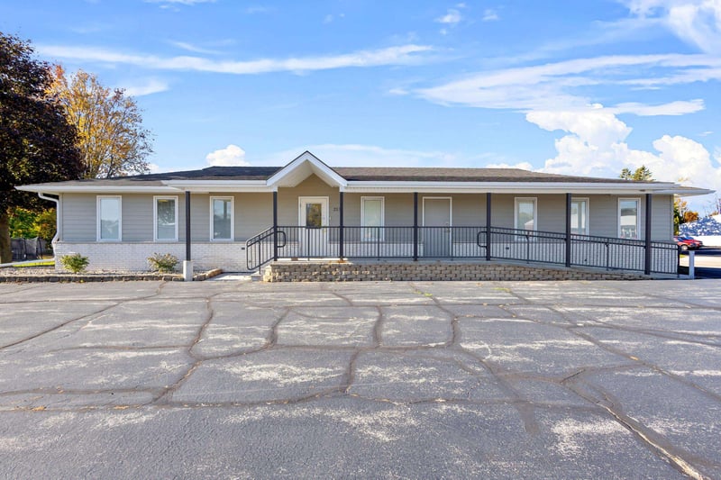 2131 Calumet Dr, New Holstein, WI 53061