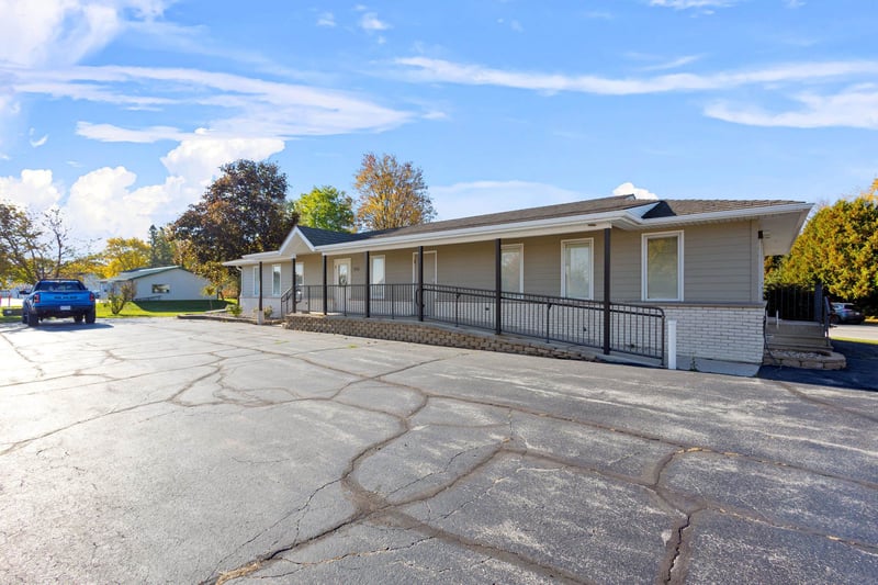 2131 Calumet Dr, New Holstein, WI 53061