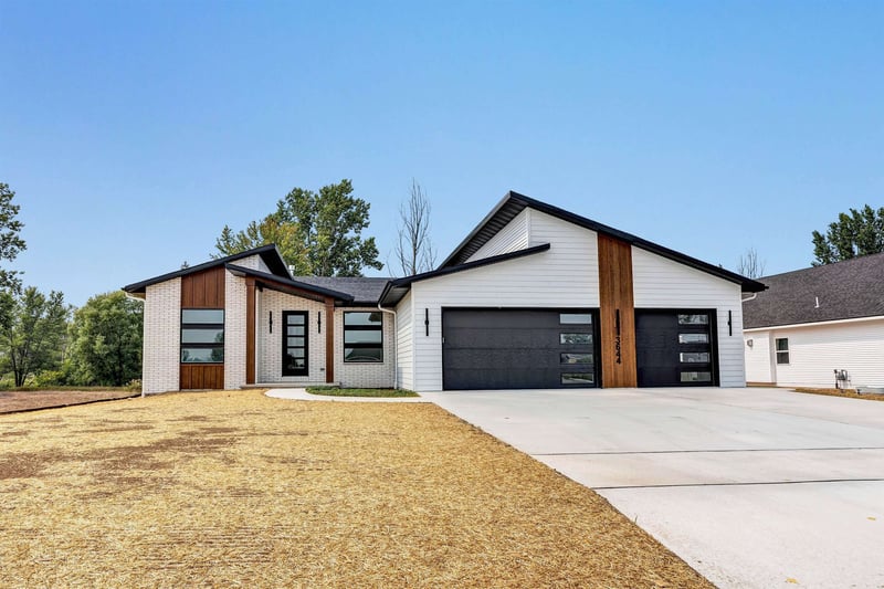 3644 Hank Ave, De Pere, WI 54115-0000